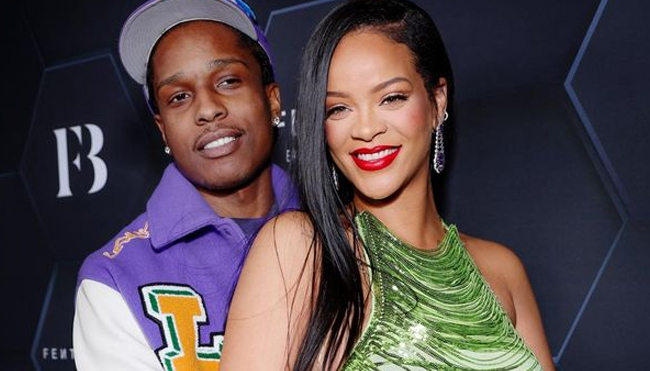 Rihanna Telah Melahirkan Anak Pertamanya